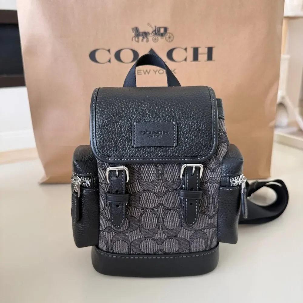 Last 2‼️Coach Sprint Sling Signature Canvas Bag Black Charcoal CBF64